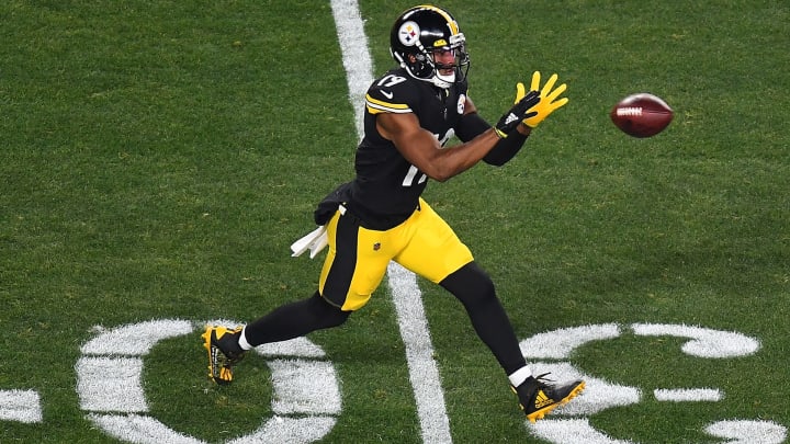 JuJu Smith-Schuster finalmente decidió quedarse en Pittsburgh Steelers
